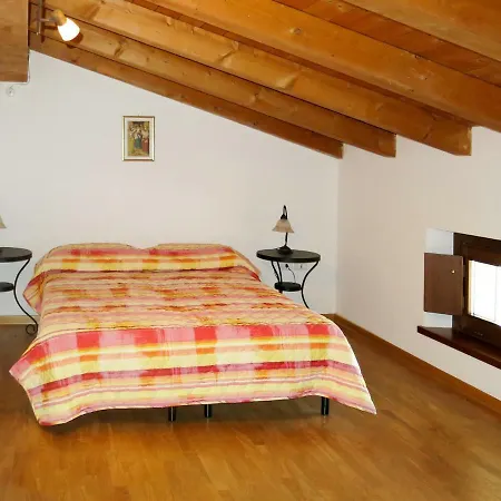 Ferienhaus Locazione Turistica Casa Della Meridiana San Leonardo (Friuli)