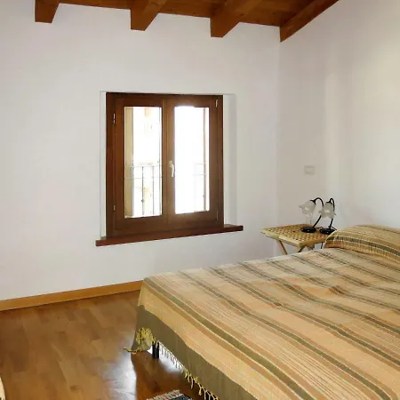 Locazione Turistica Casa Della Meridiana Ferienhaus San Leonardo (Friuli)