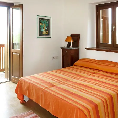 Locazione Turistica Casa Della Meridiana Ferienhaus *
